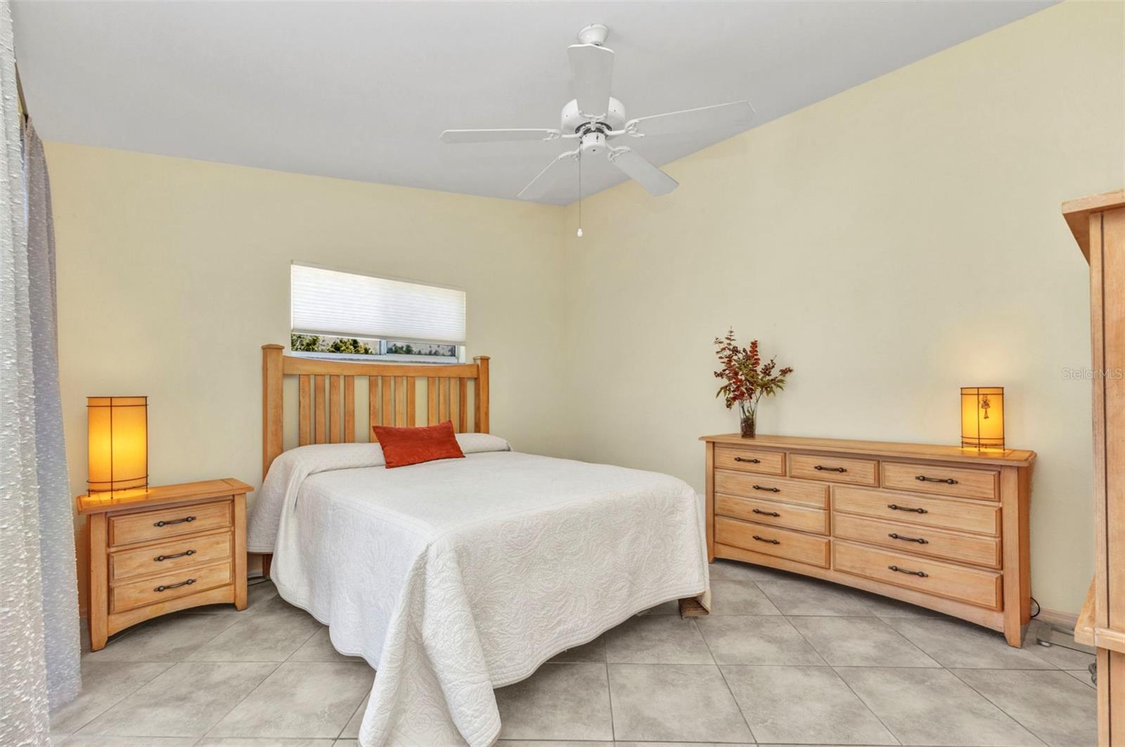 Image 15 of 54 For 3300 Loveland Boulevard 2801