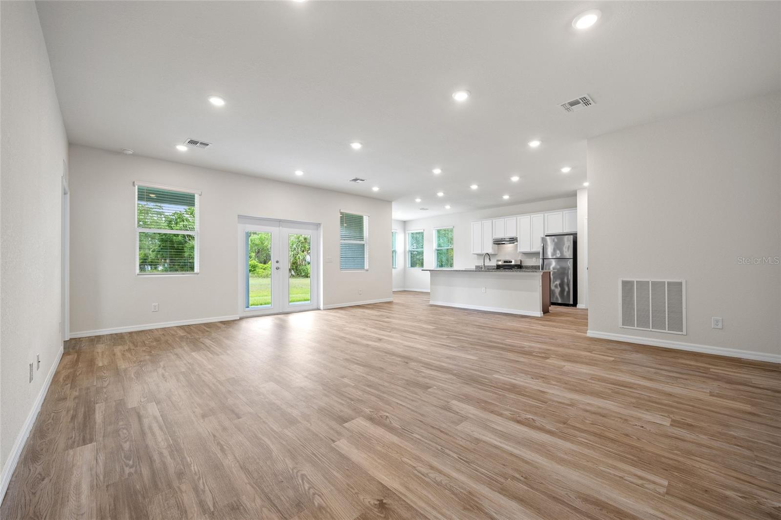 Image 3 of 46 For 27263 Deep Creek Boulevard