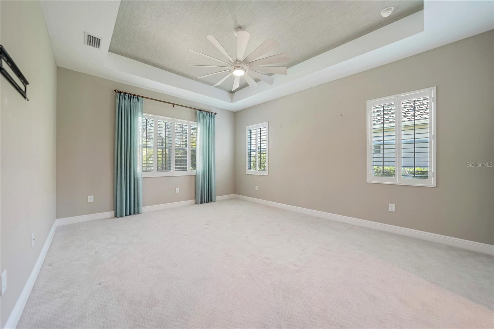 Image 20 of 52 For 12472 Davie Court
