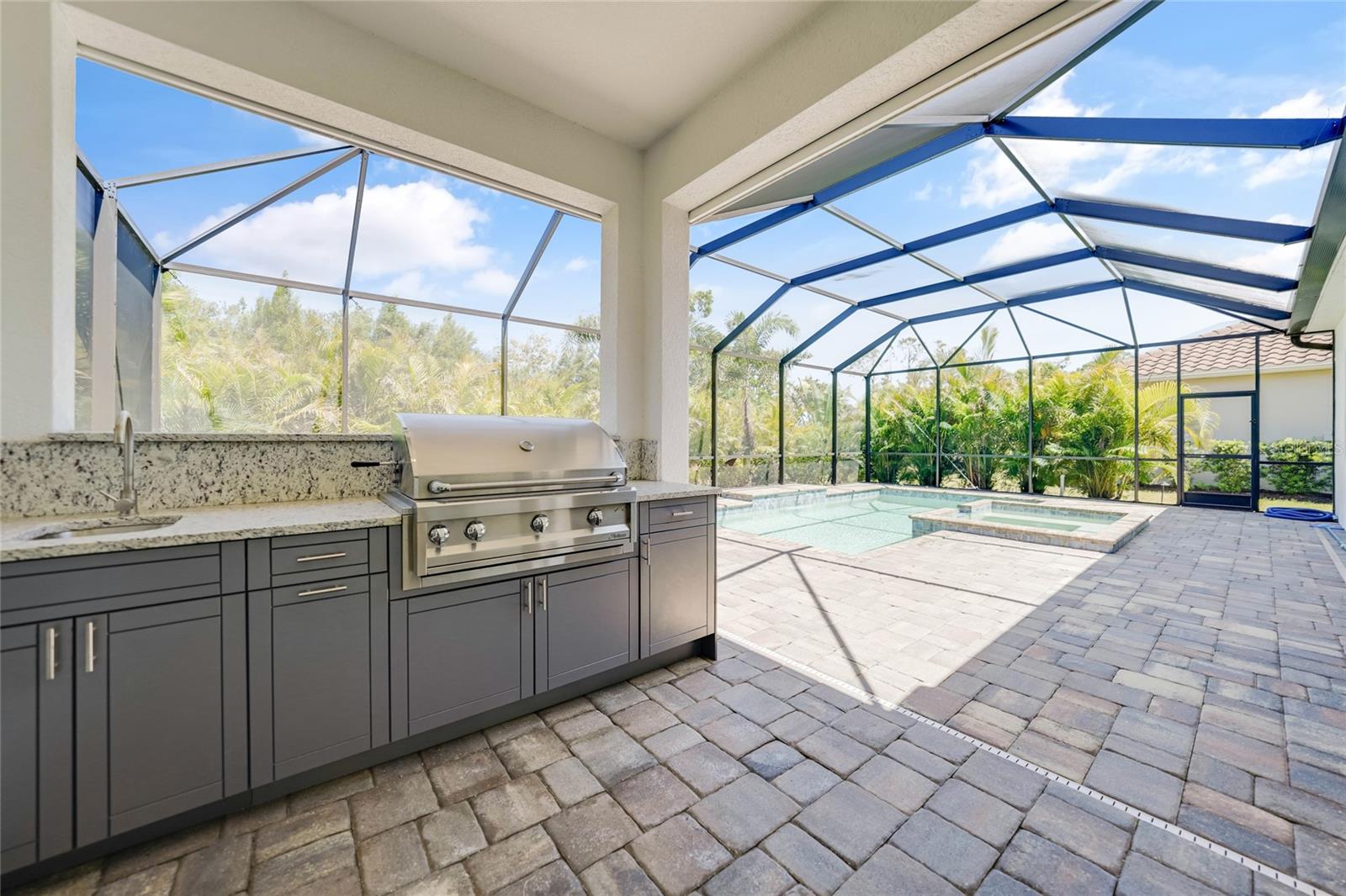 Image 31 of 52 For 12472 Davie Court