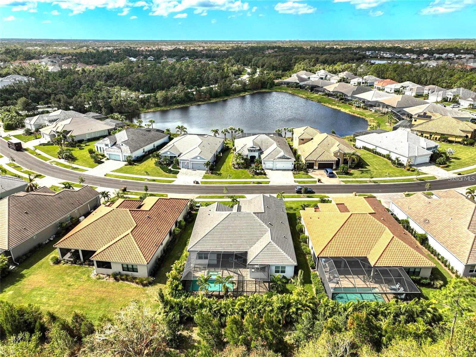Image 37 of 52 For 12472 Davie Court