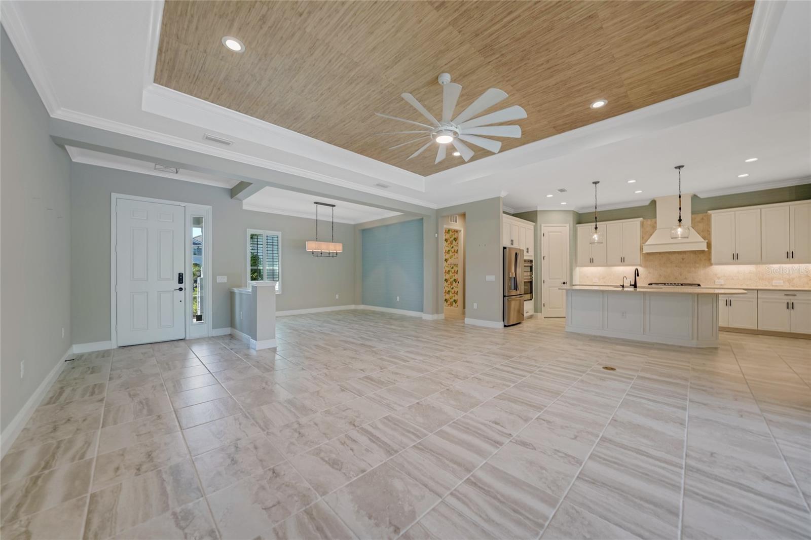 Image 8 of 52 For 12472 Davie Court