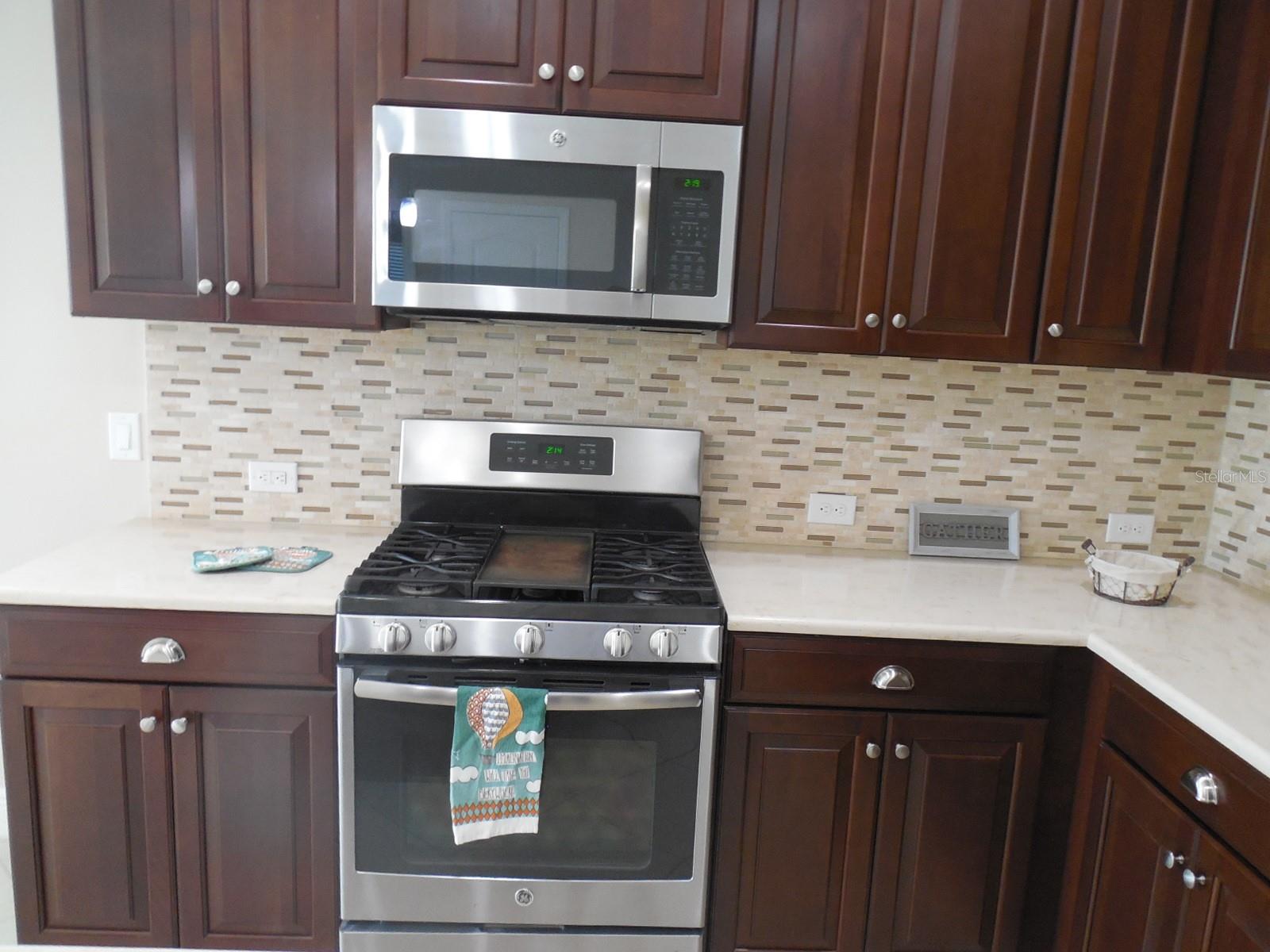 Image 11 of 42 For 12656 Sagewood Drive