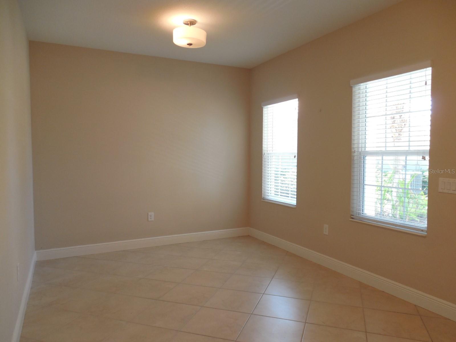 Image 15 of 42 For 12656 Sagewood Drive