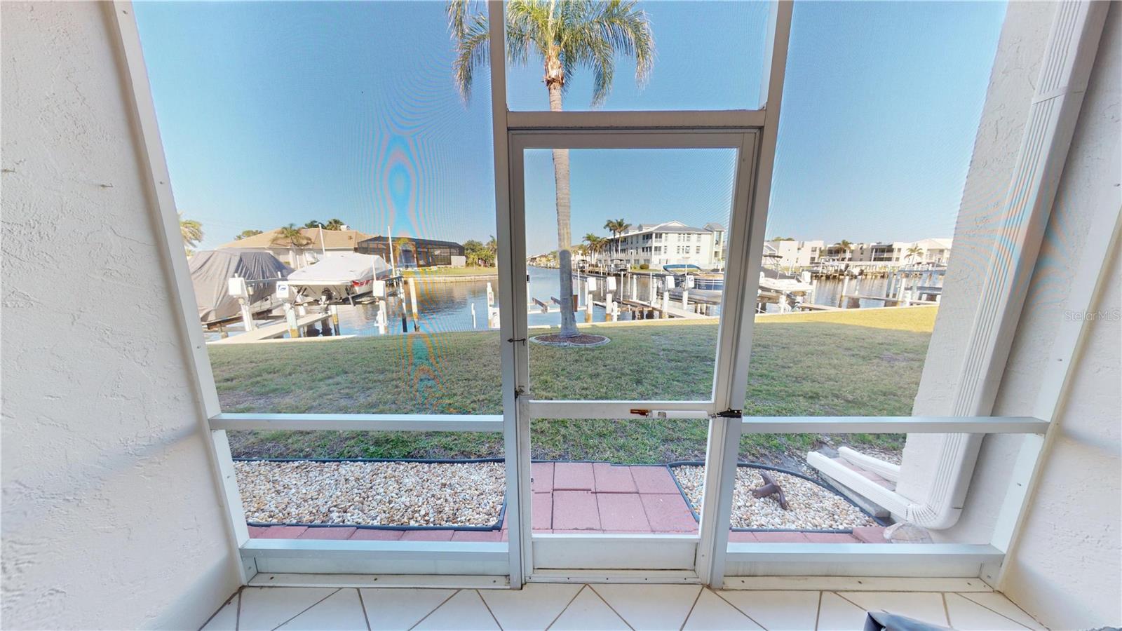 Image 20 of 29 For 311 Garvin Street 405a