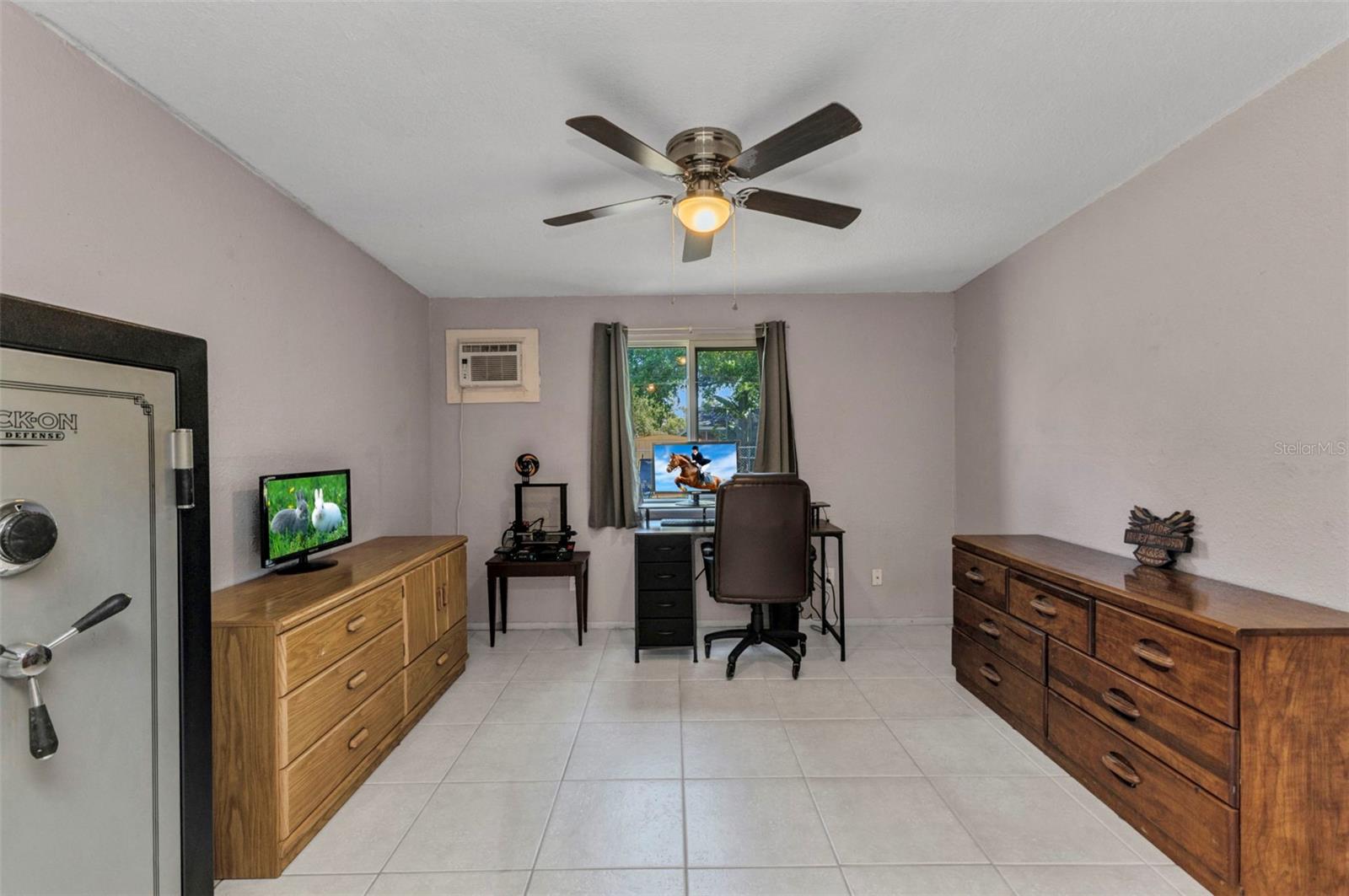 Image 16 of 41 For 4359 Pocatella Avenue