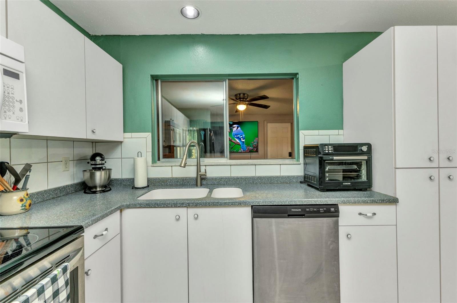 Image 31 of 41 For 4359 Pocatella Avenue