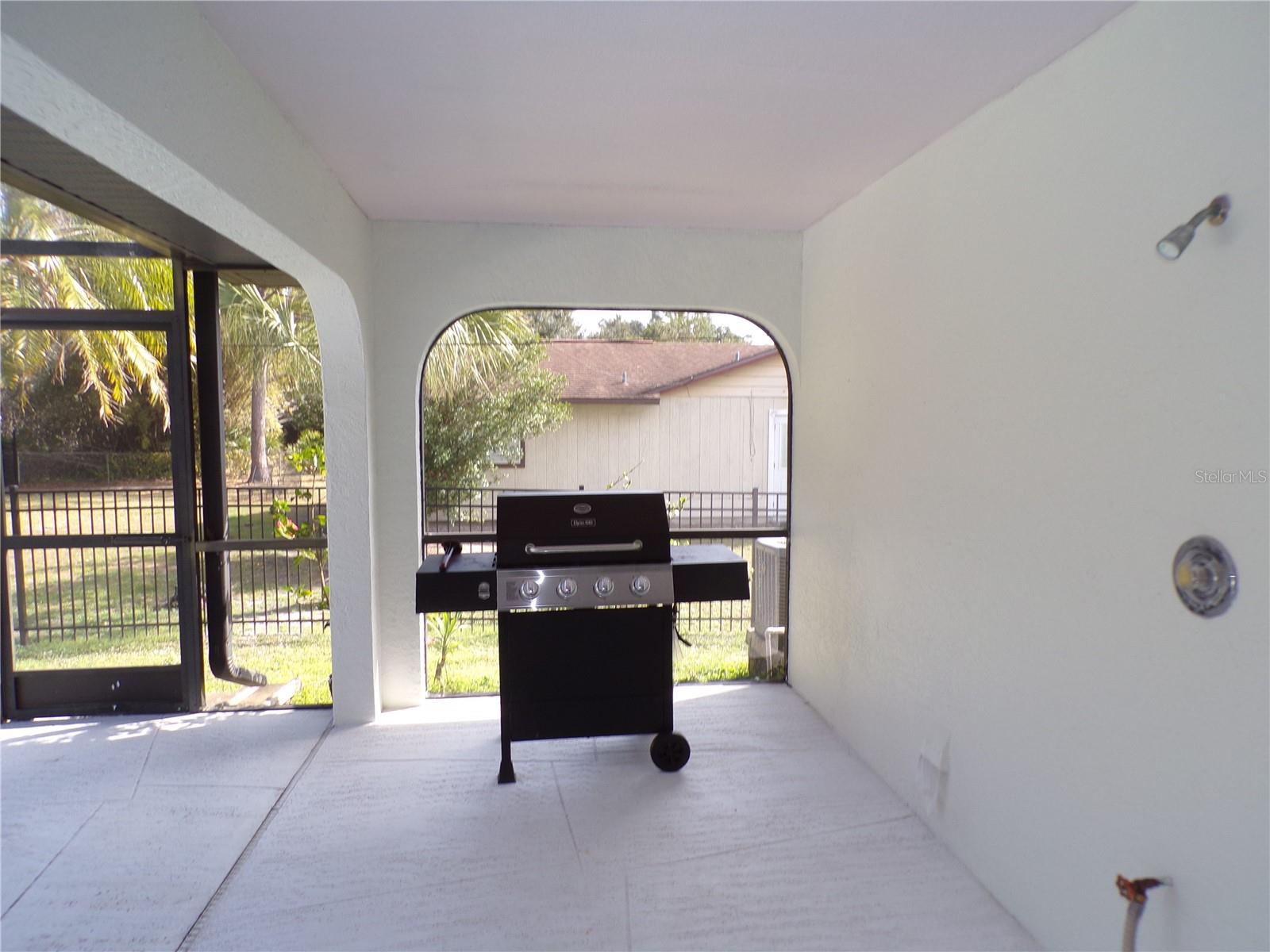 Image 20 of 28 For 1124 Barbour Avenue