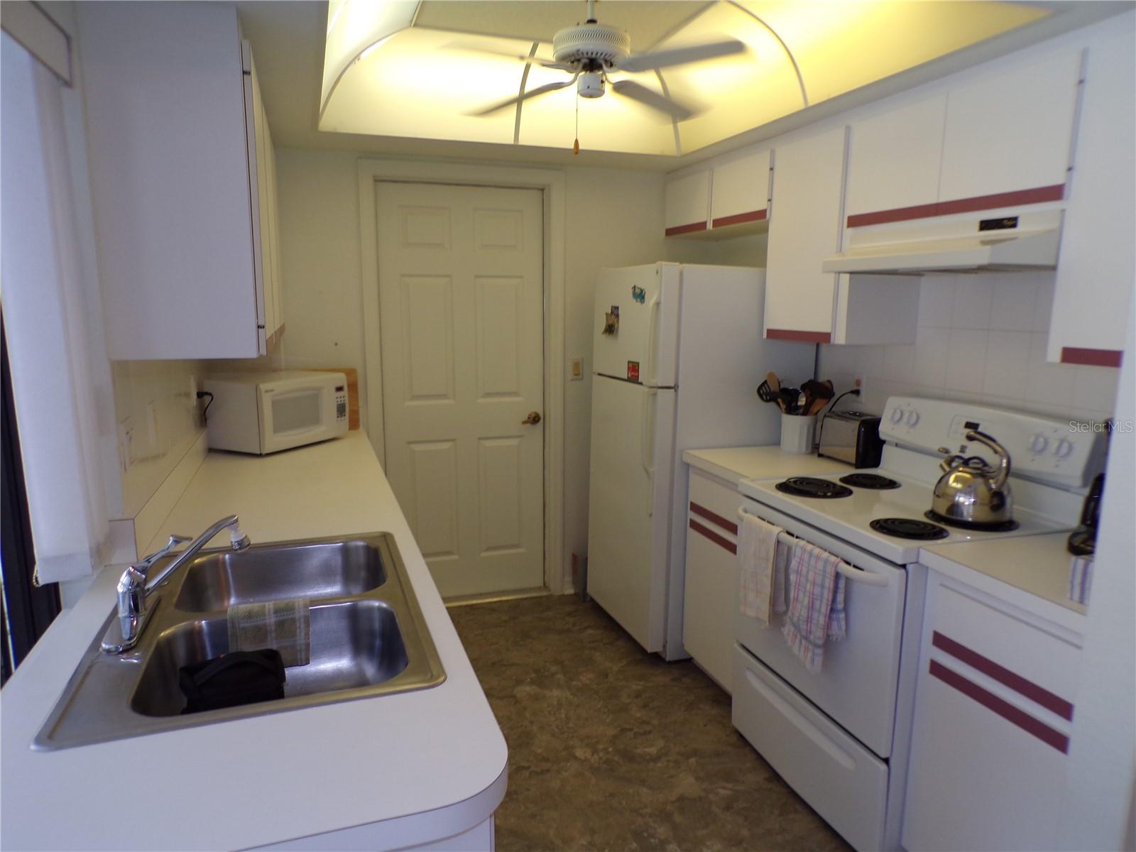Image 22 of 28 For 1124 Barbour Avenue