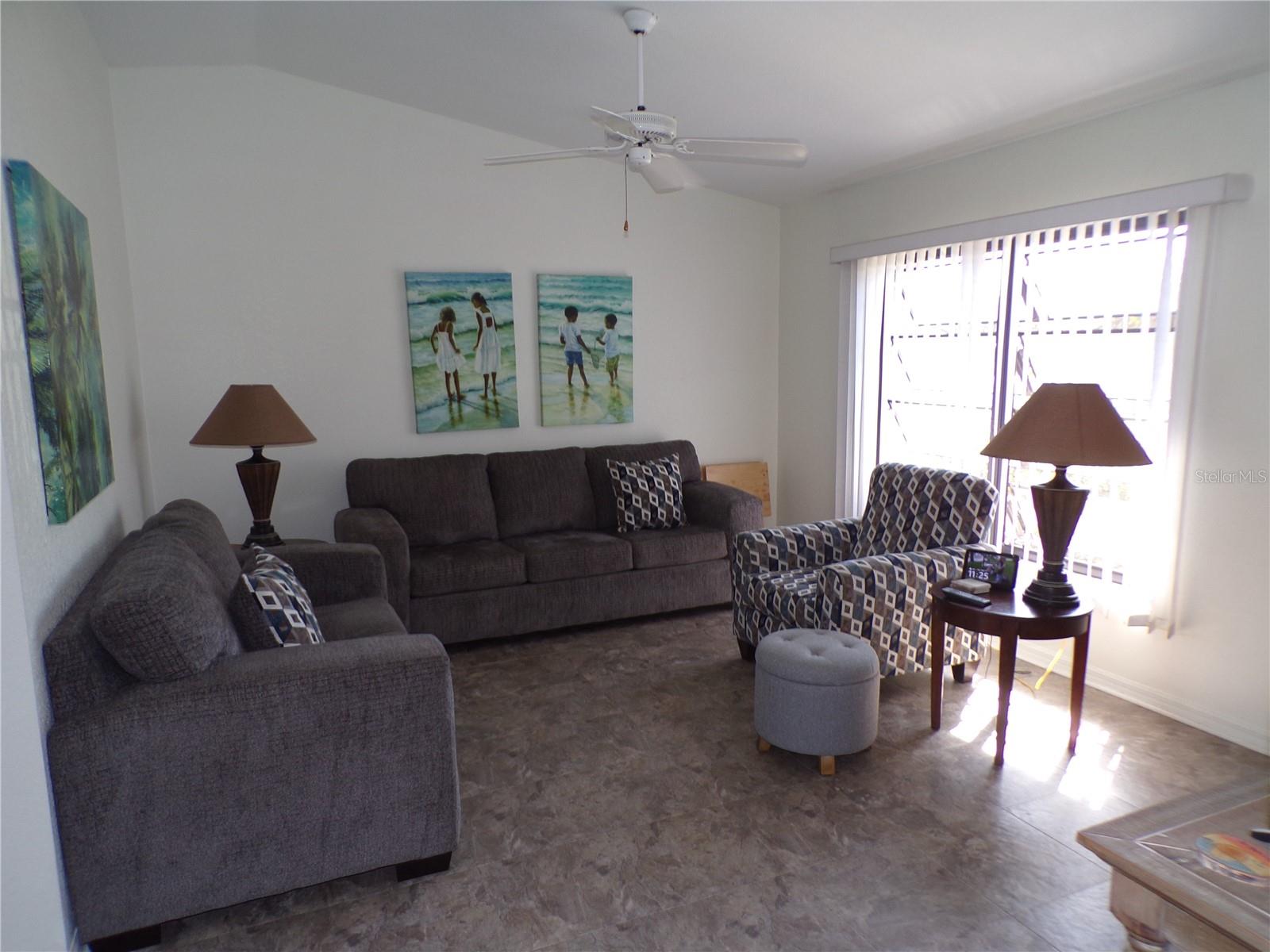 Image 3 of 28 For 1124 Barbour Avenue