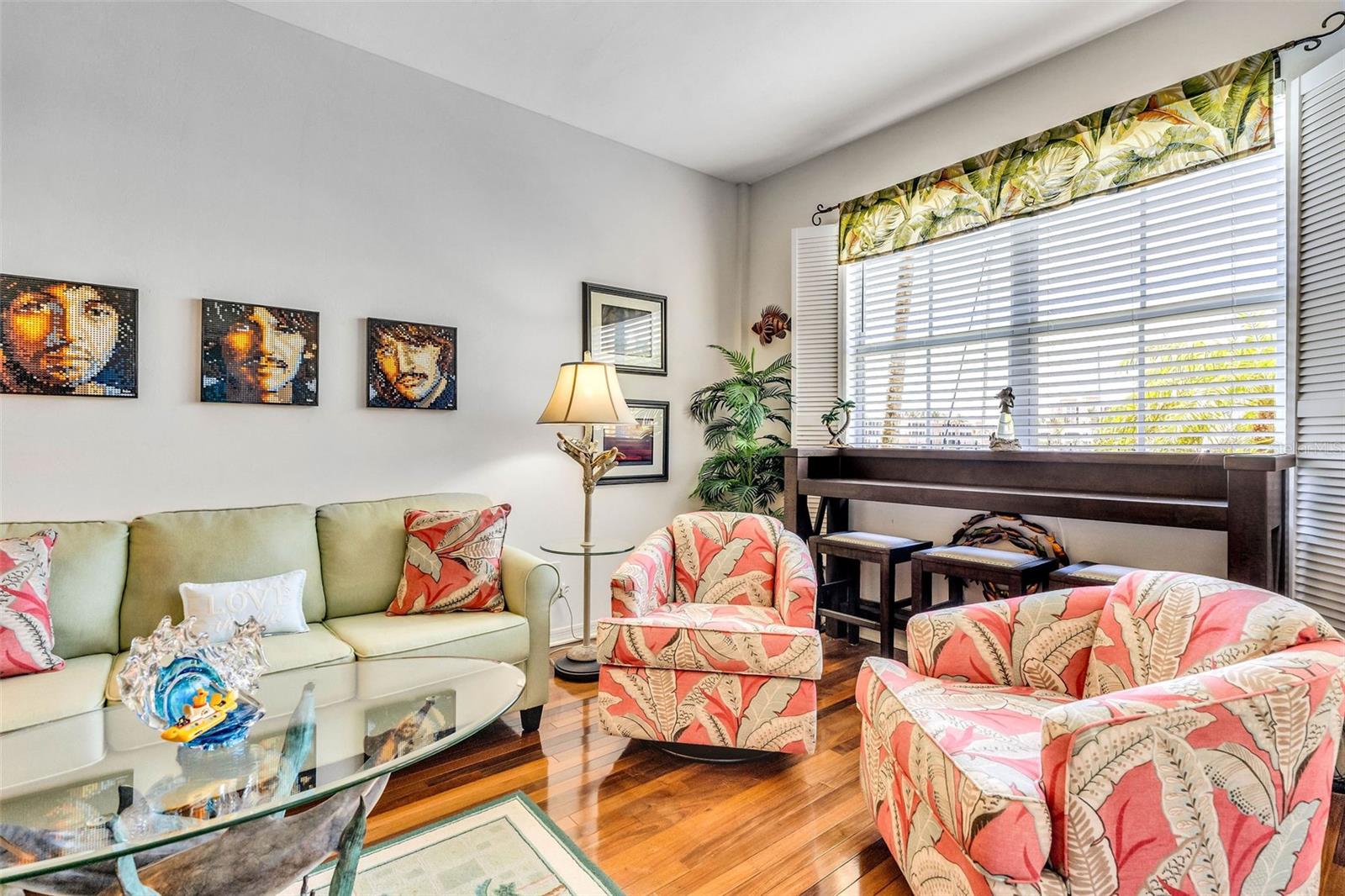 Image 24 of 44 For 2090 Matecumbe Key Road 1105