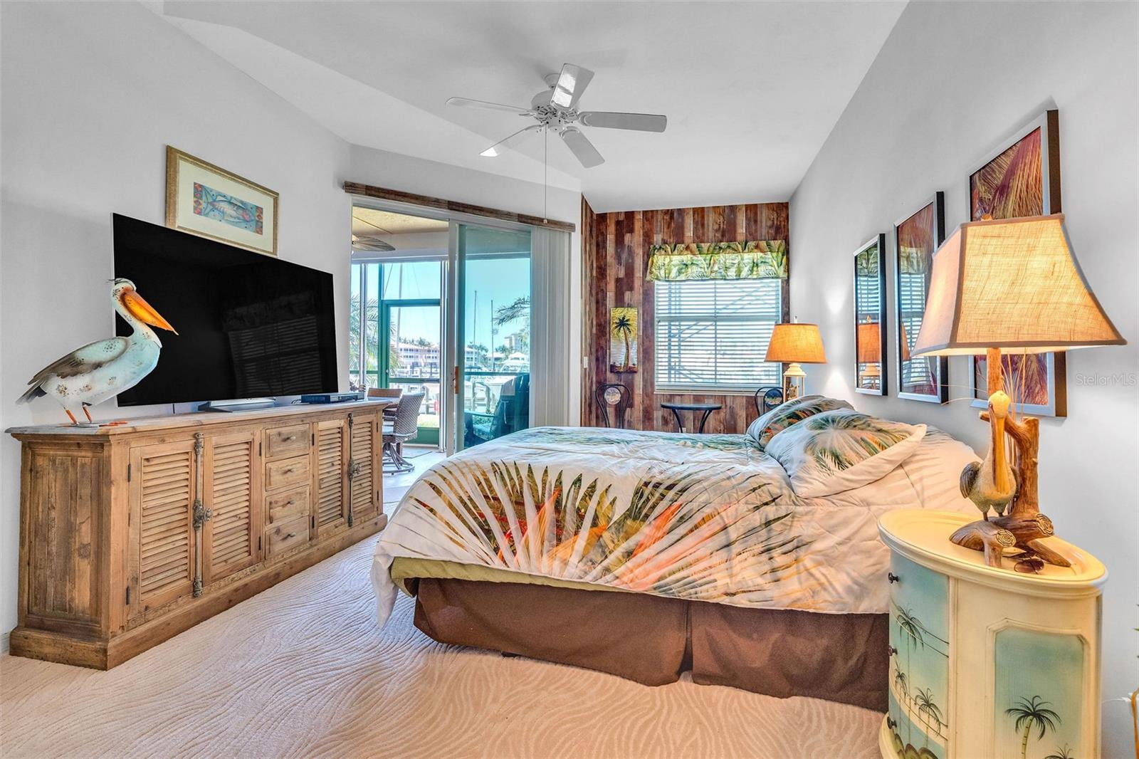 Image 26 of 44 For 2090 Matecumbe Key Road 1105