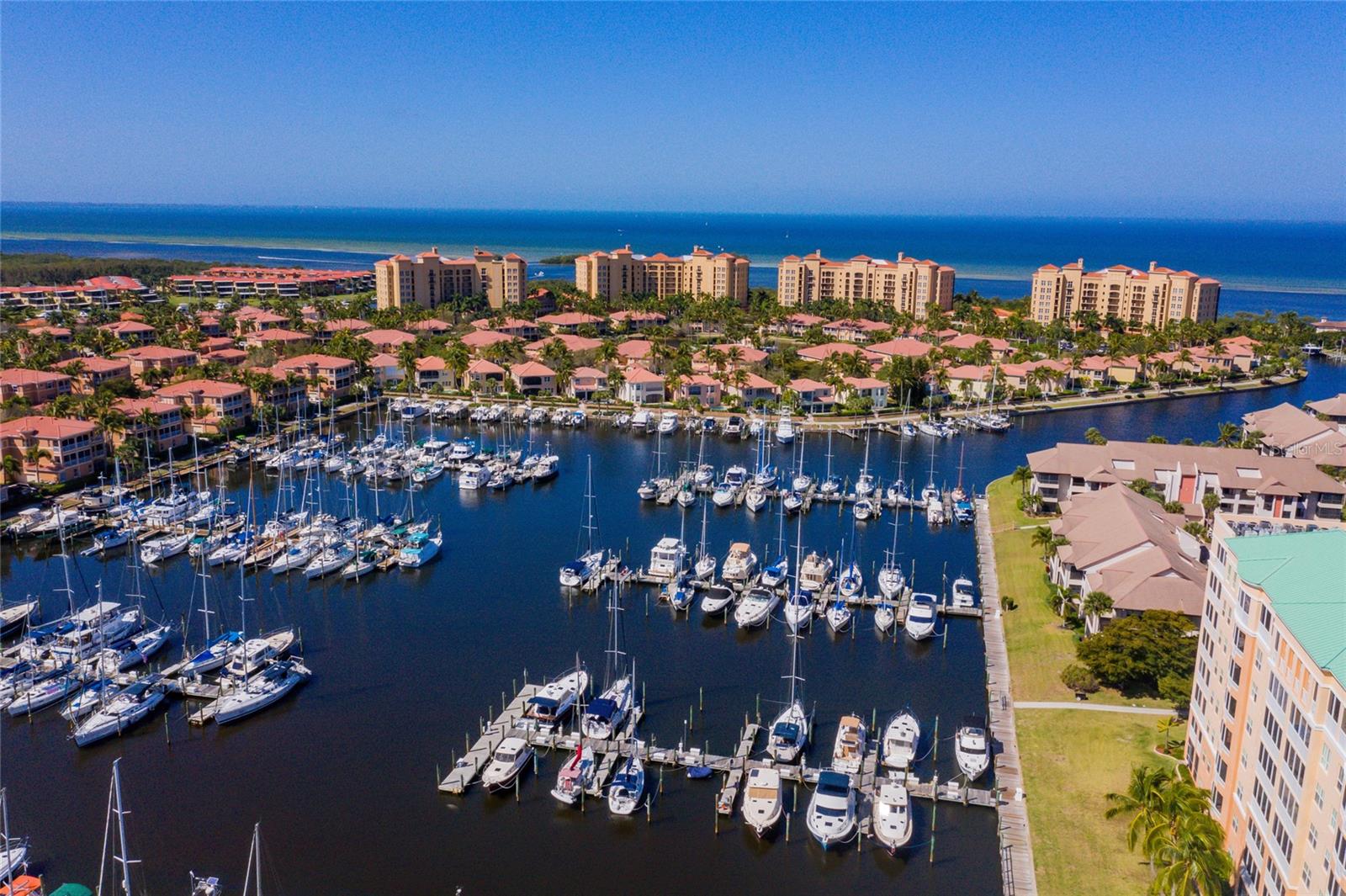 Image 47 of 58 For 2090 Matecumbe Key Road 1105