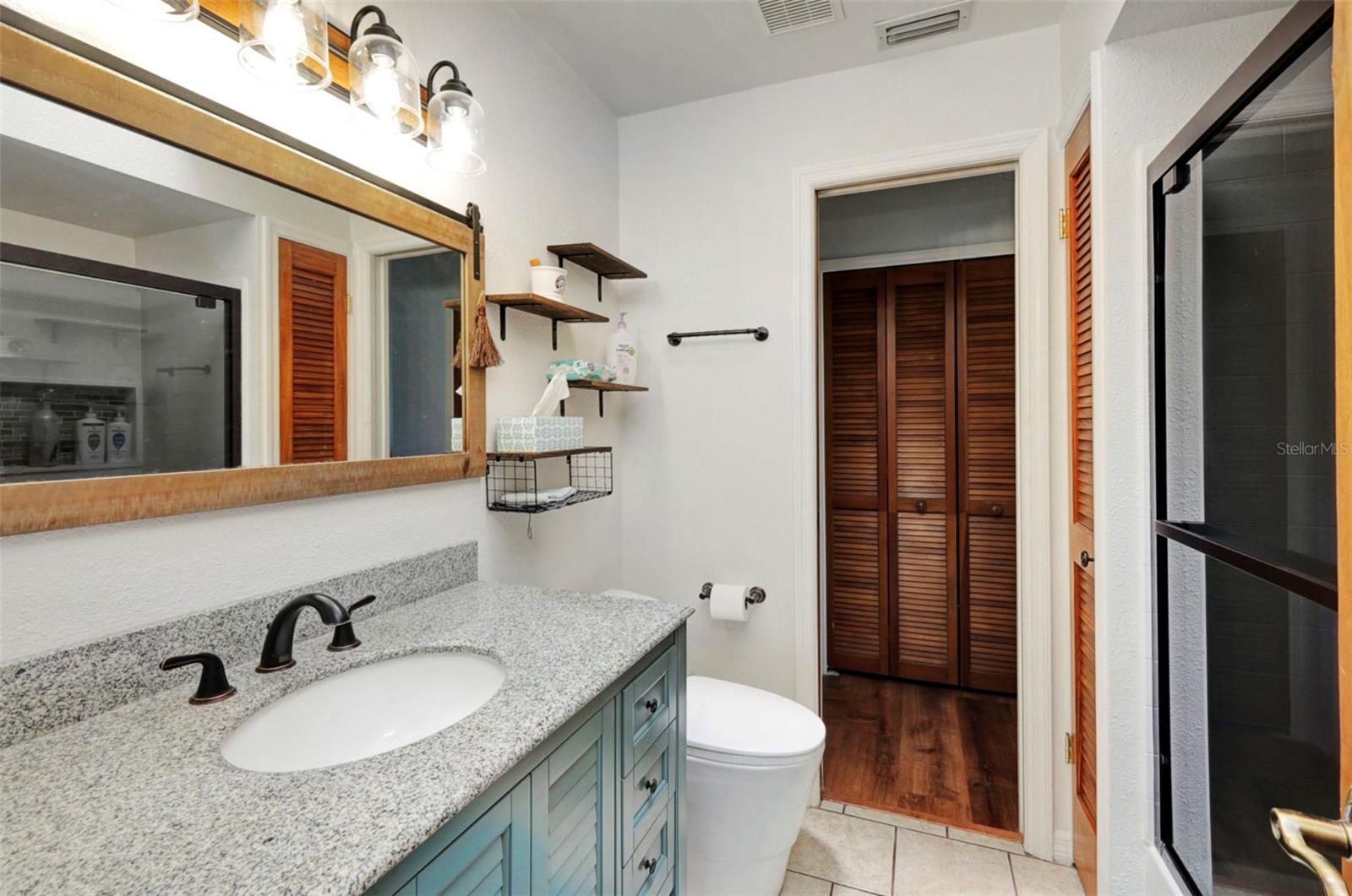 Image 17 of 59 For 4474 Ozark Avenue