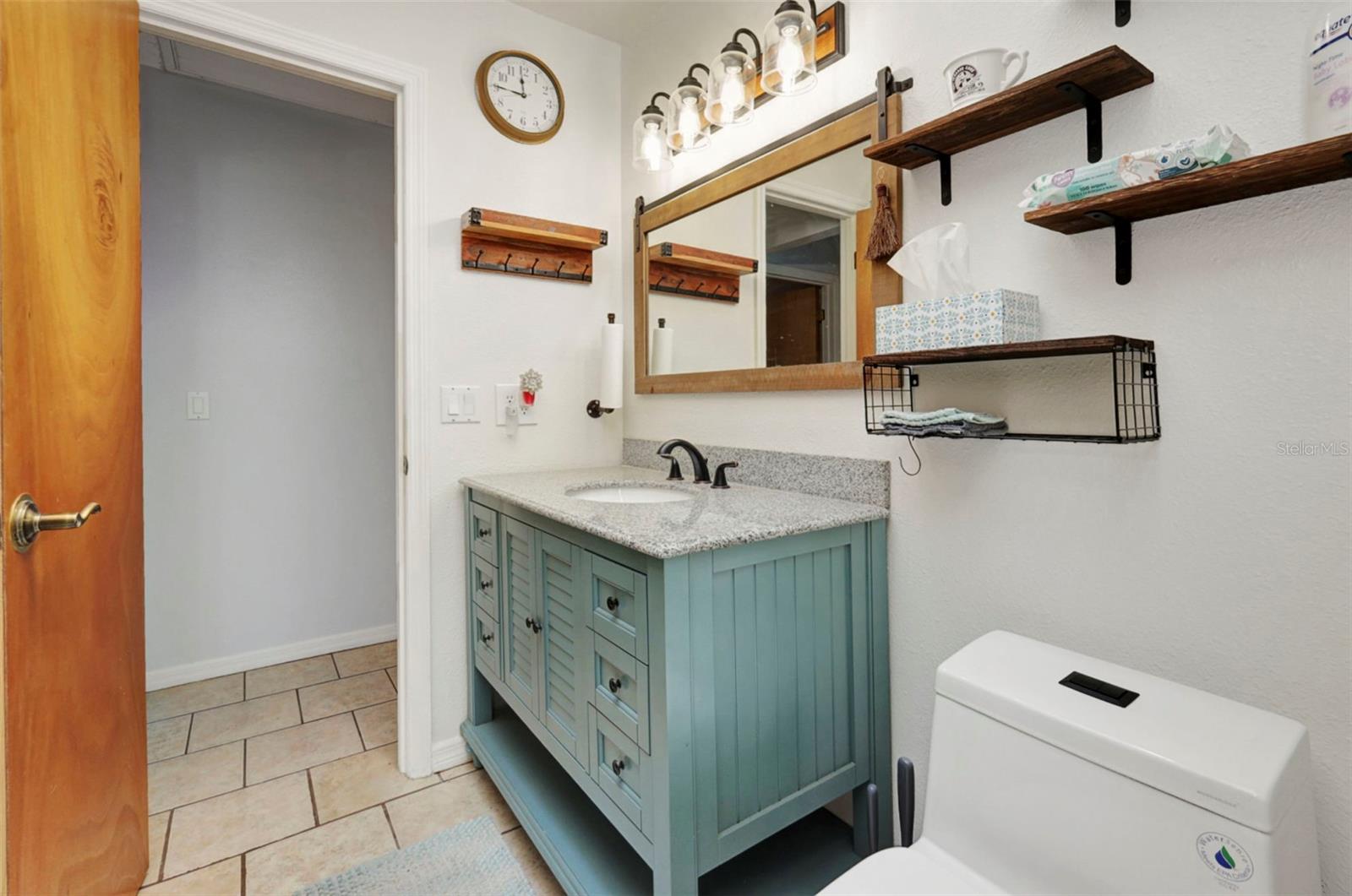 Image 19 of 59 For 4474 Ozark Avenue