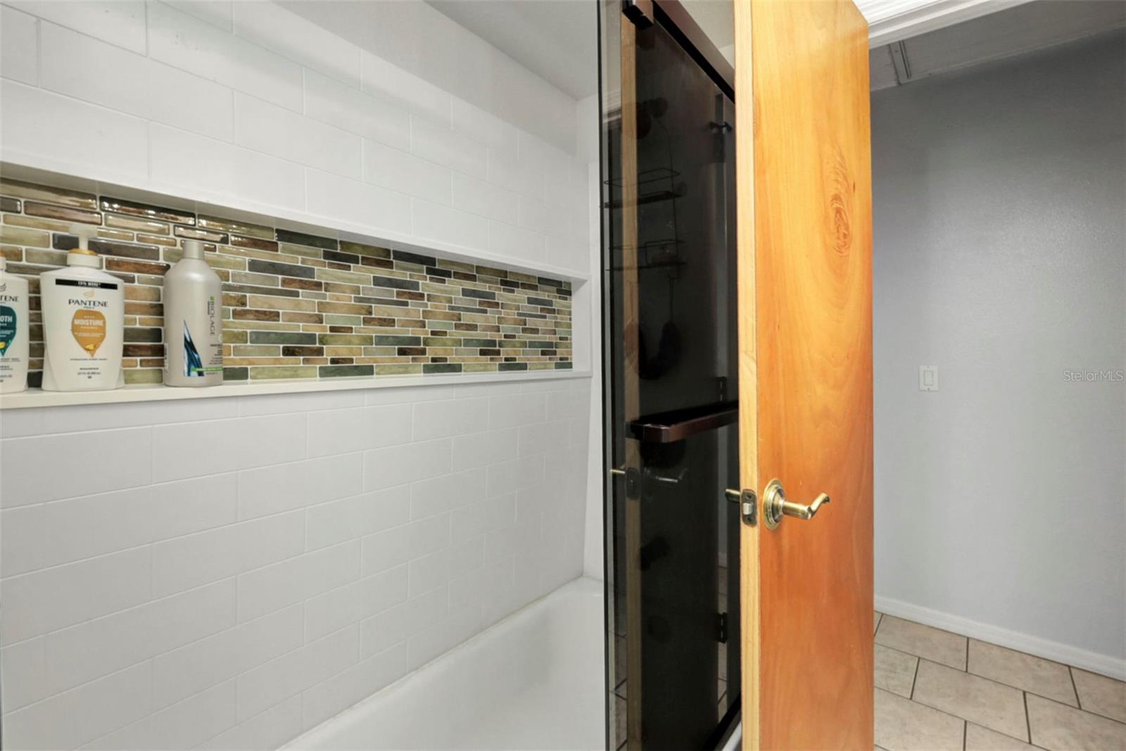 Image 20 of 59 For 4474 Ozark Avenue