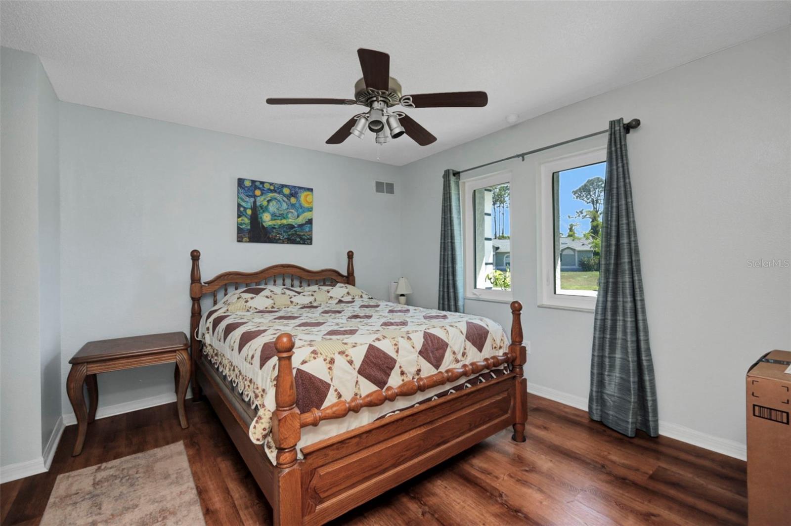 Image 23 of 59 For 4474 Ozark Avenue