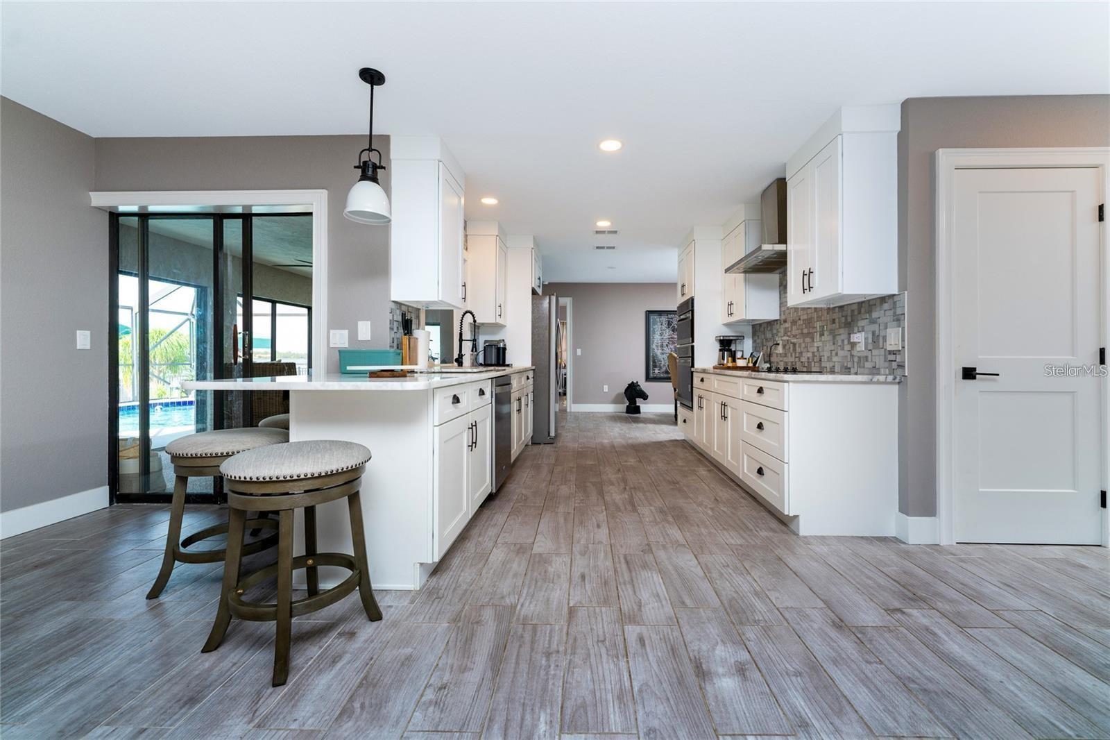 Image 11 of 23 For 12420 Minot Avenue