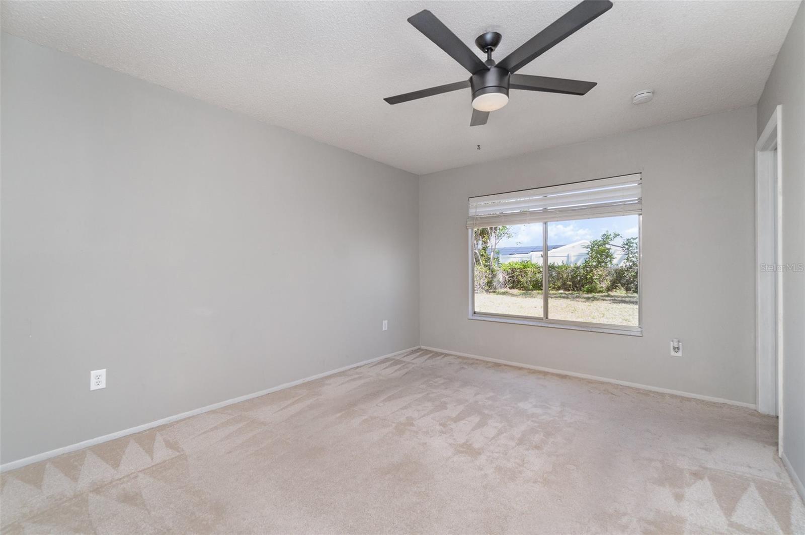 Image 13 of 25 For 8238 San Jacinto Avenue