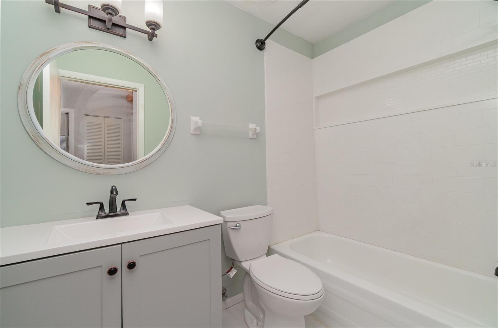 Image 18 of 25 For 8238 San Jacinto Avenue