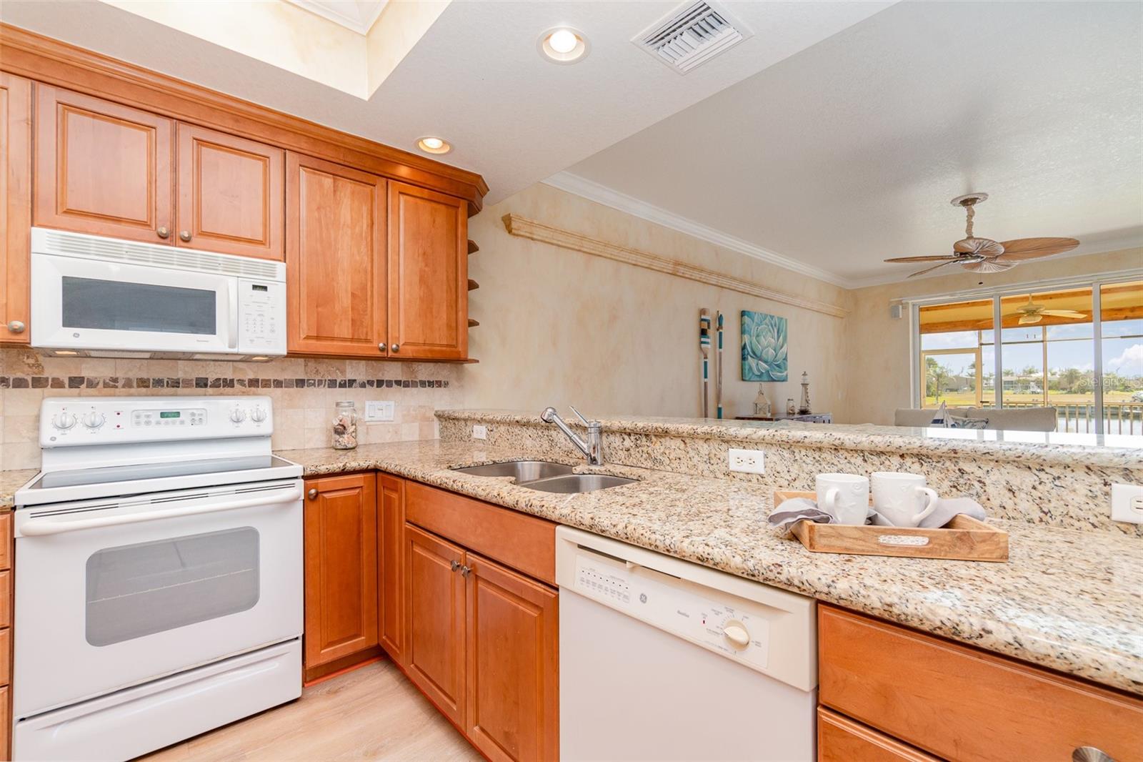 Image 7 of 29 For 3228 Purple Martin Drive 116