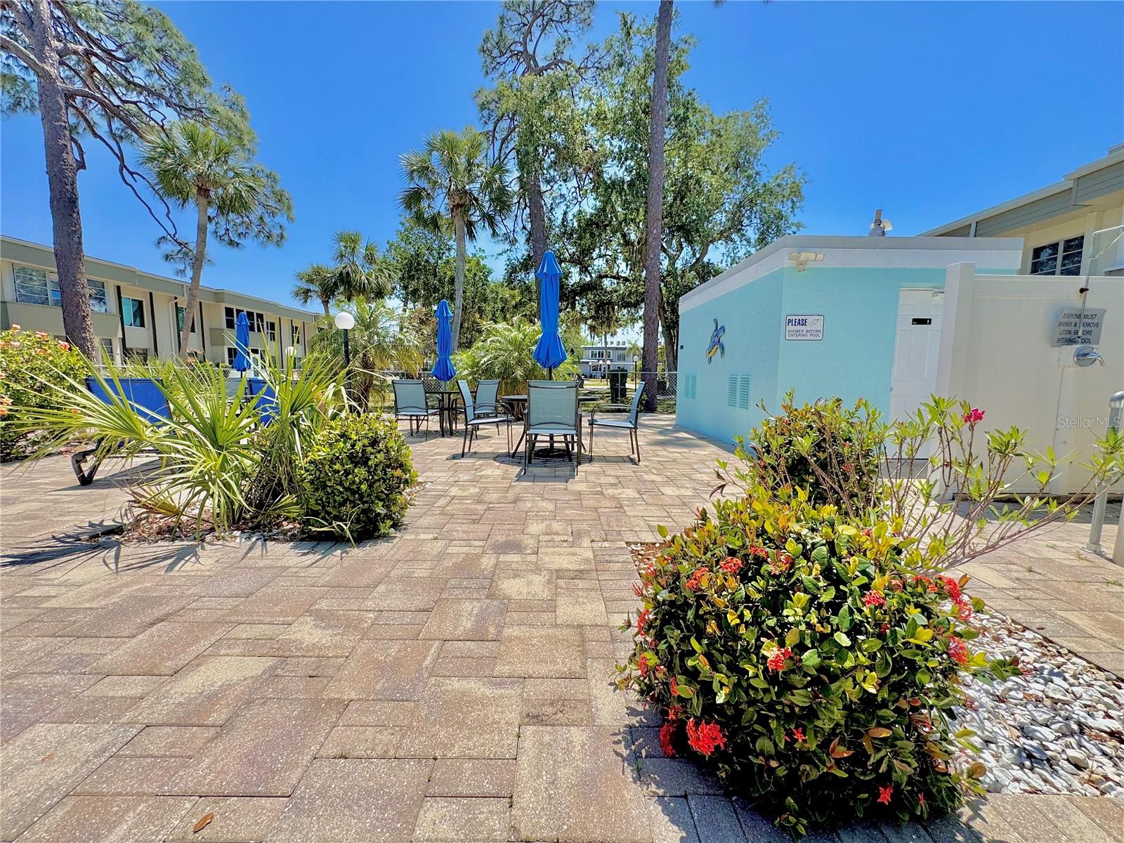 Image 10 of 32 For 21300 Brinson Avenue 112
