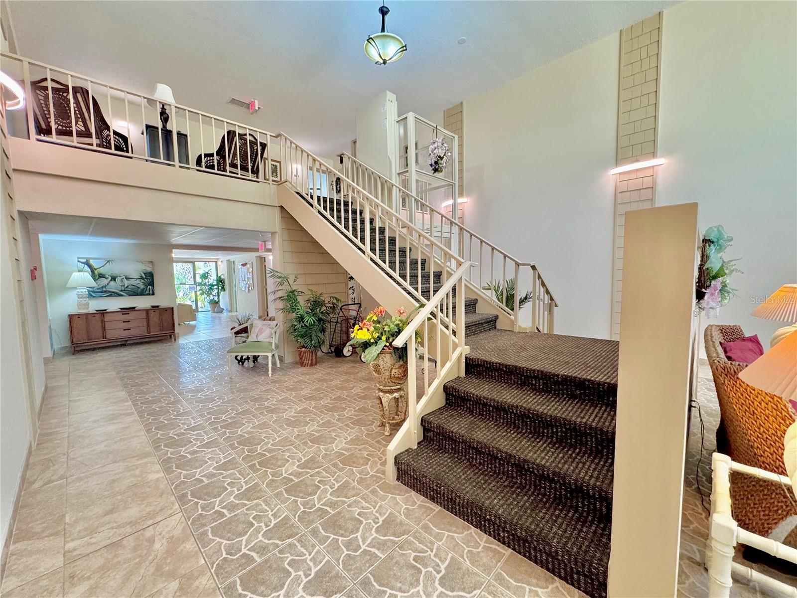Image 17 of 32 For 21300 Brinson Avenue 112