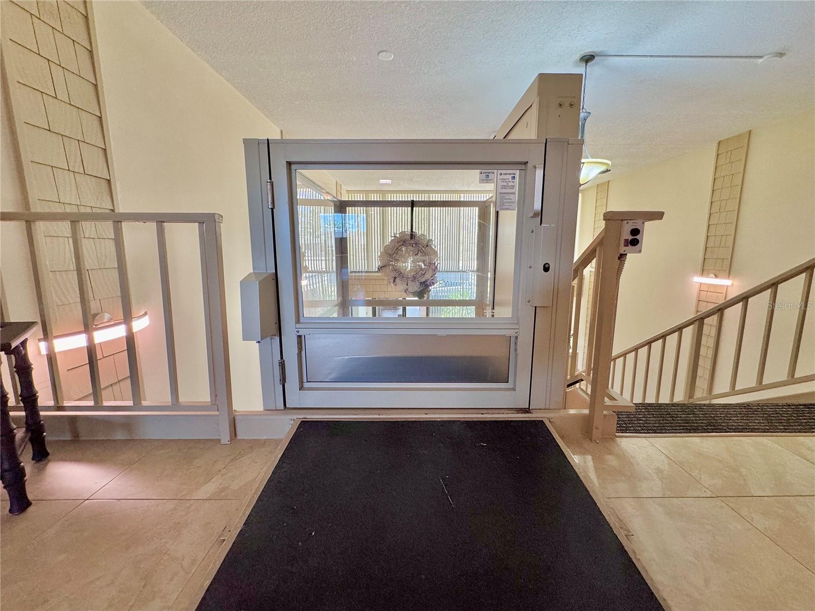 Image 22 of 32 For 21300 Brinson Avenue 112