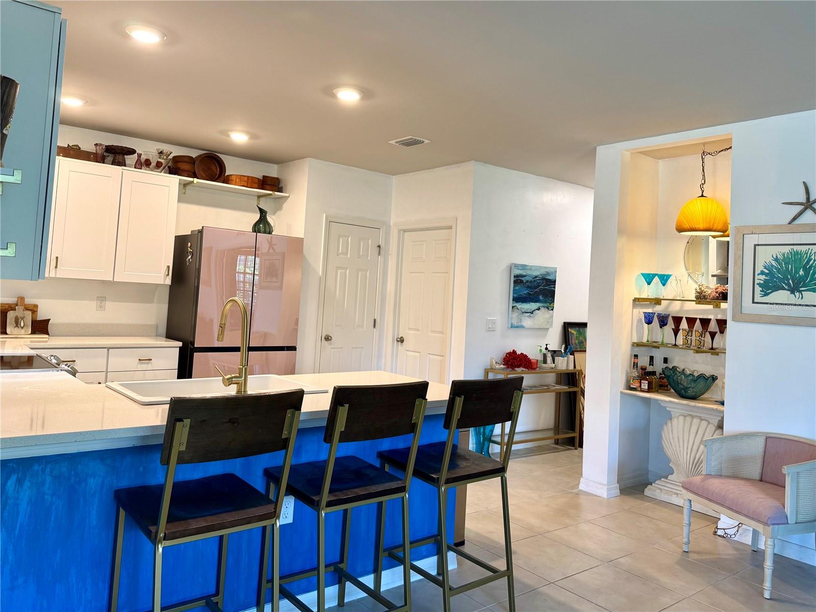 Image 4 of 69 For 7232 Lenox Circle