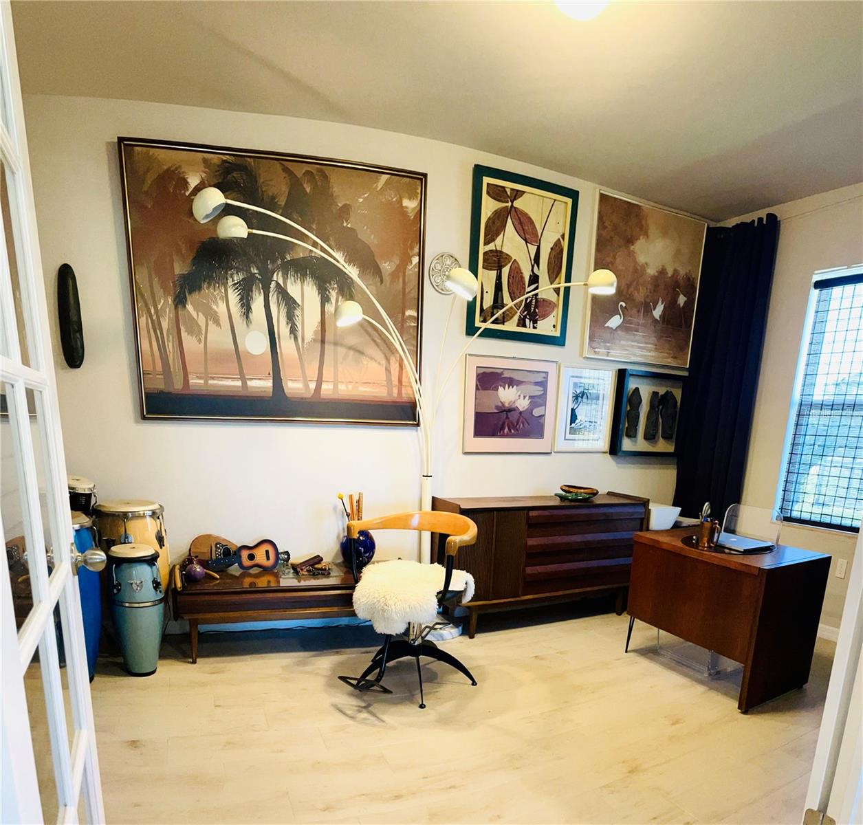 Image 7 of 69 For 7232 Lenox Circle