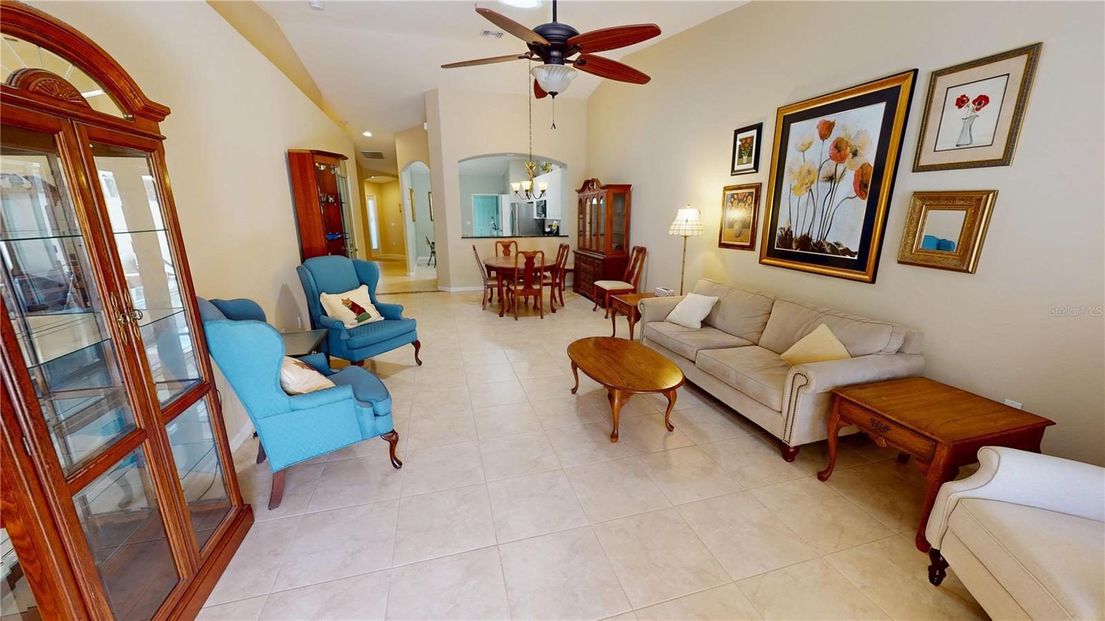 Image 11 of 38 For 327 Monaco Drive 12