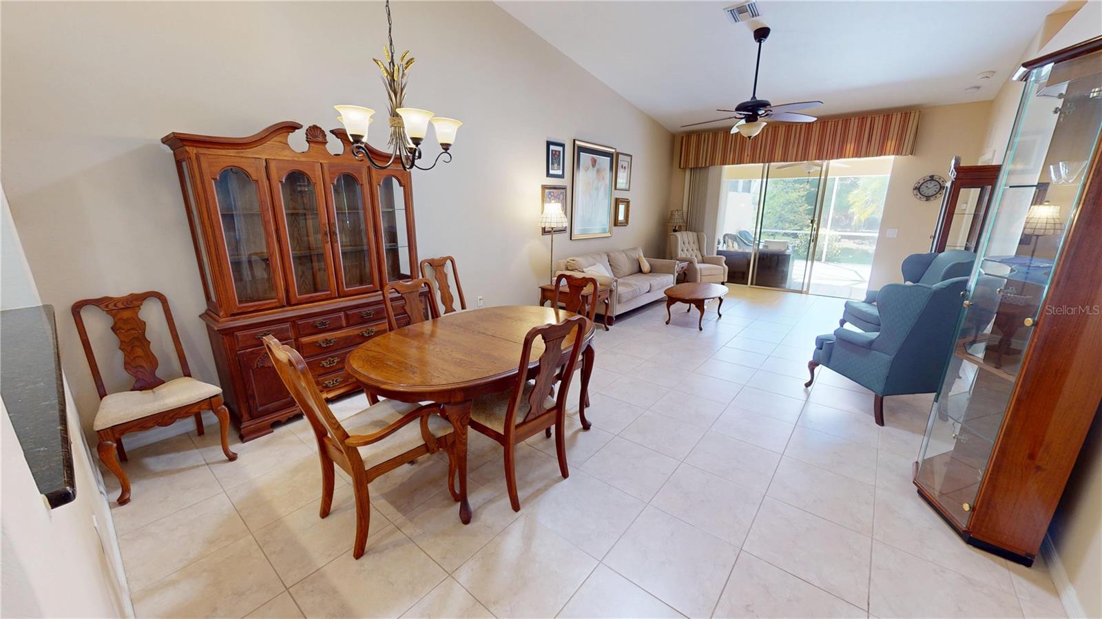 Image 15 of 38 For 327 Monaco Drive 12