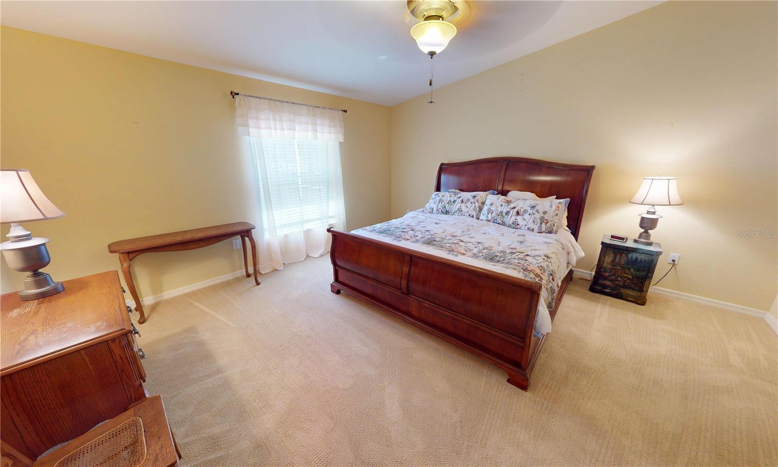 Image 17 of 38 For 327 Monaco Drive 12