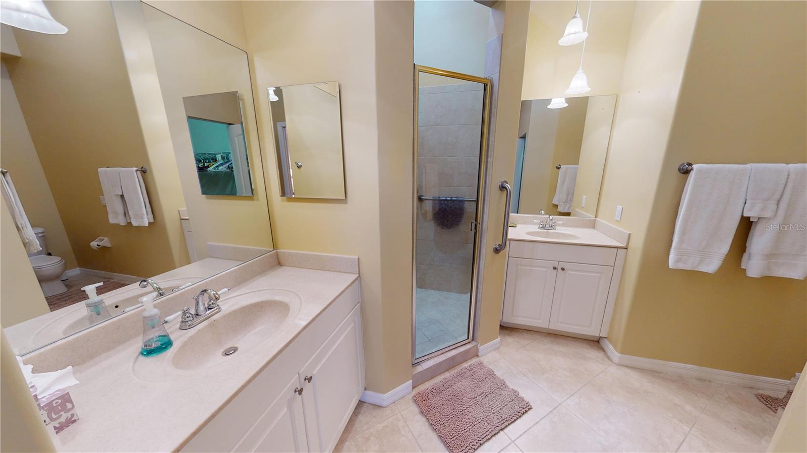 Image 19 of 38 For 327 Monaco Drive 12
