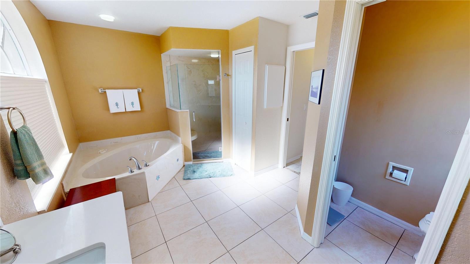 Image 22 of 45 For 10203 Windsong Road