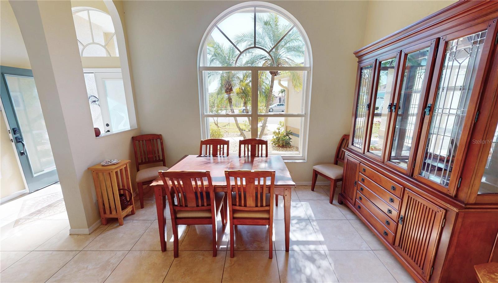 Image 4 of 45 For 10203 Windsong Road