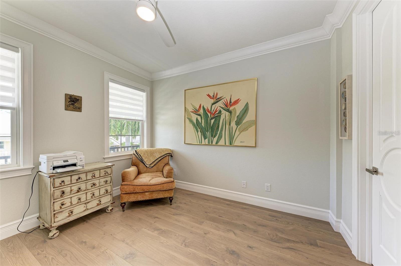 Image 13 of 31 For 611 Olympia Avenue