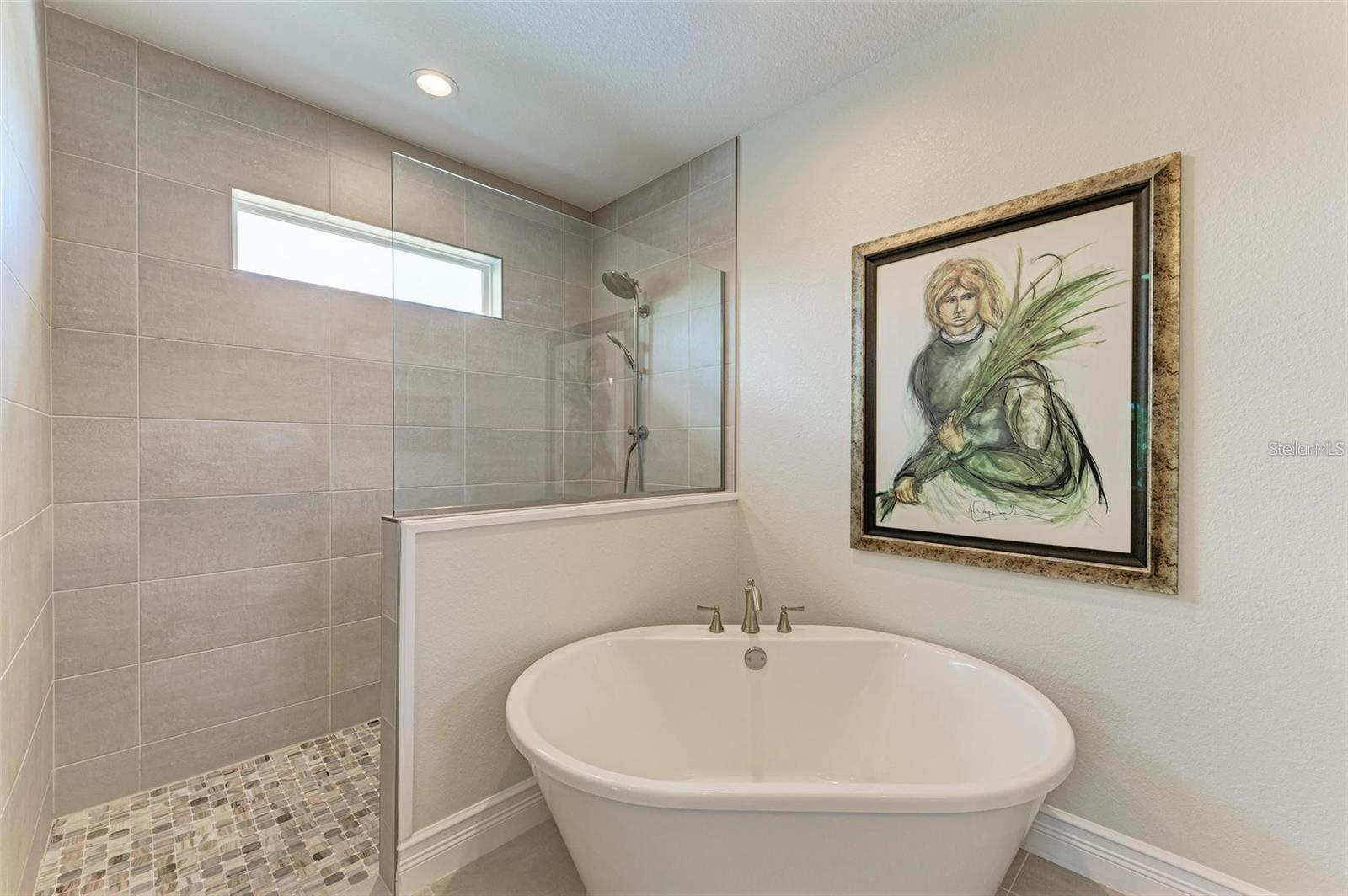 Image 14 of 31 For 611 Olympia Avenue