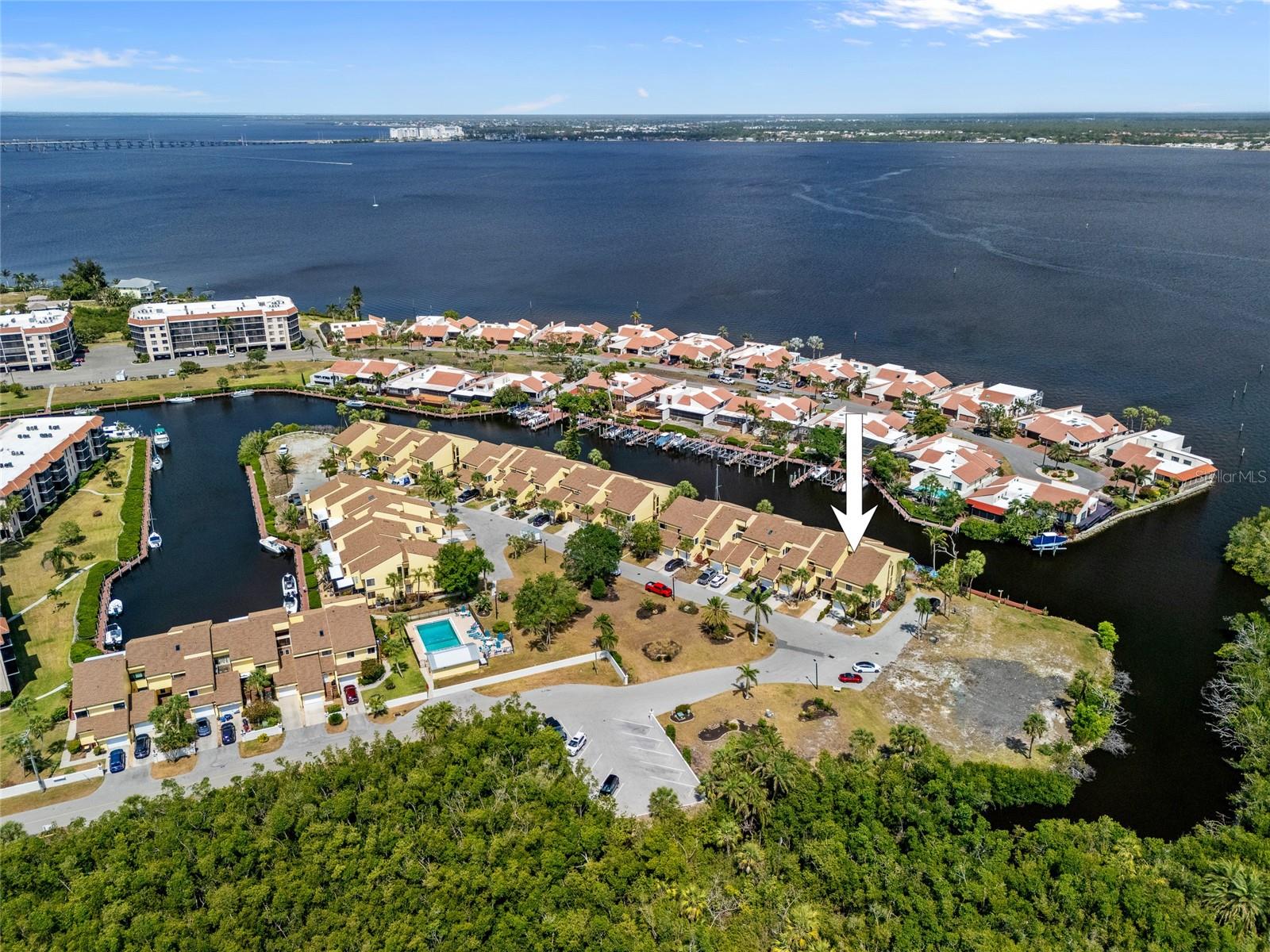 Image 33 of 55 For 25188 Marion Avenue 1038