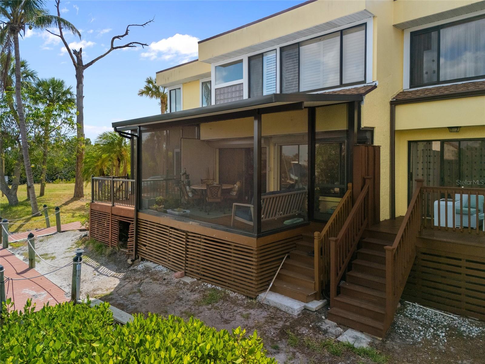 Image 39 of 55 For 25188 Marion Avenue 1038