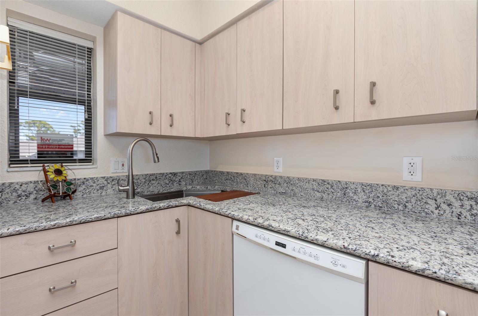 Image 5 of 26 For 4260 Placida Road 13b