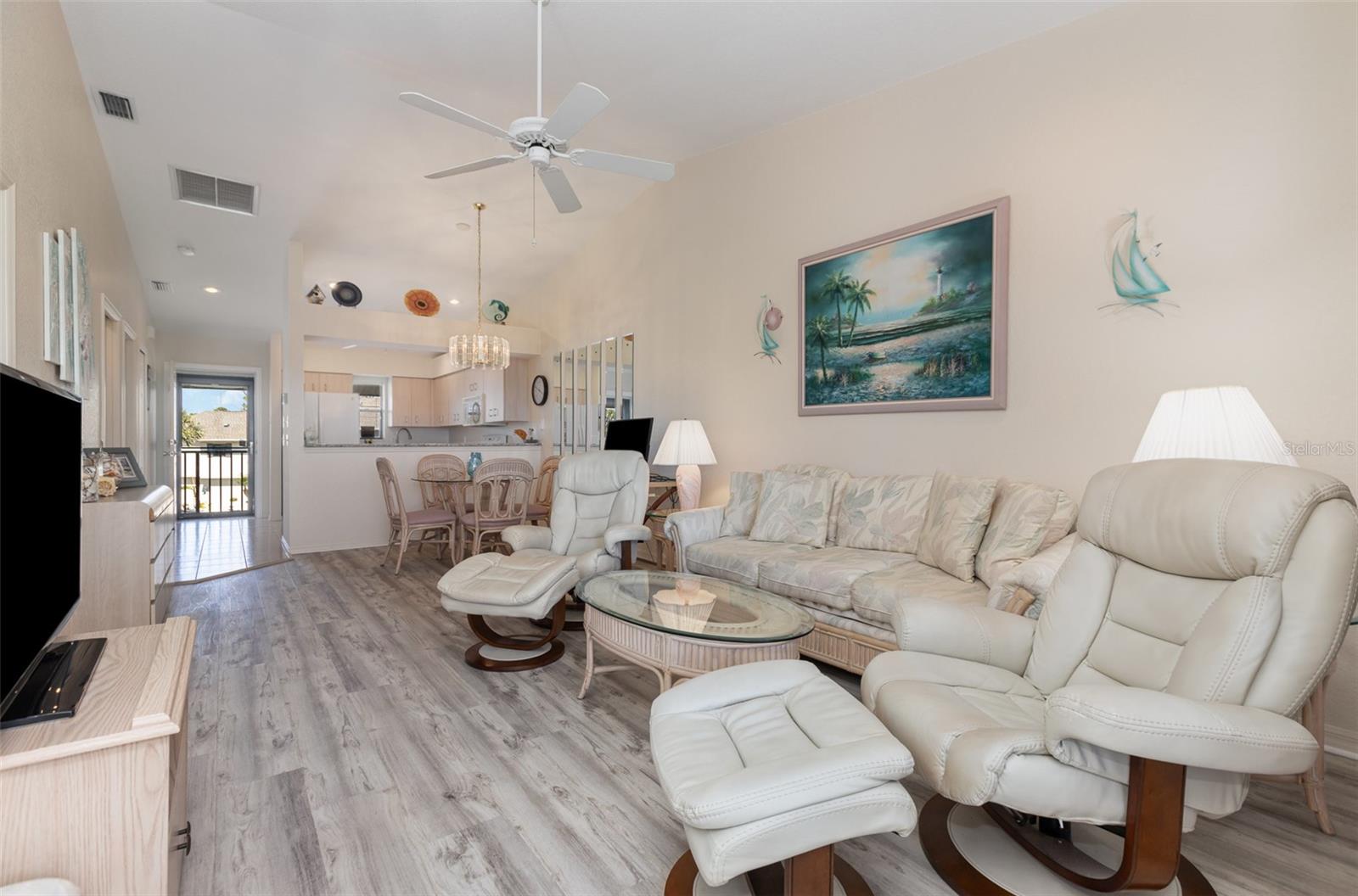 Image 9 of 26 For 4260 Placida Road 13b