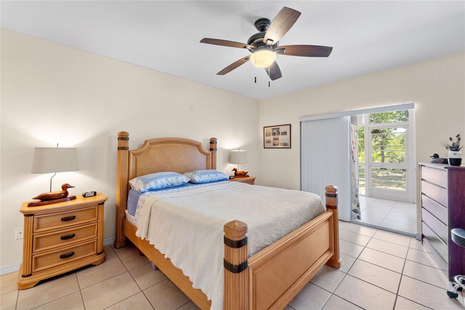 Image 19 of 38 For 9850 Fiddlers Green Circle 130