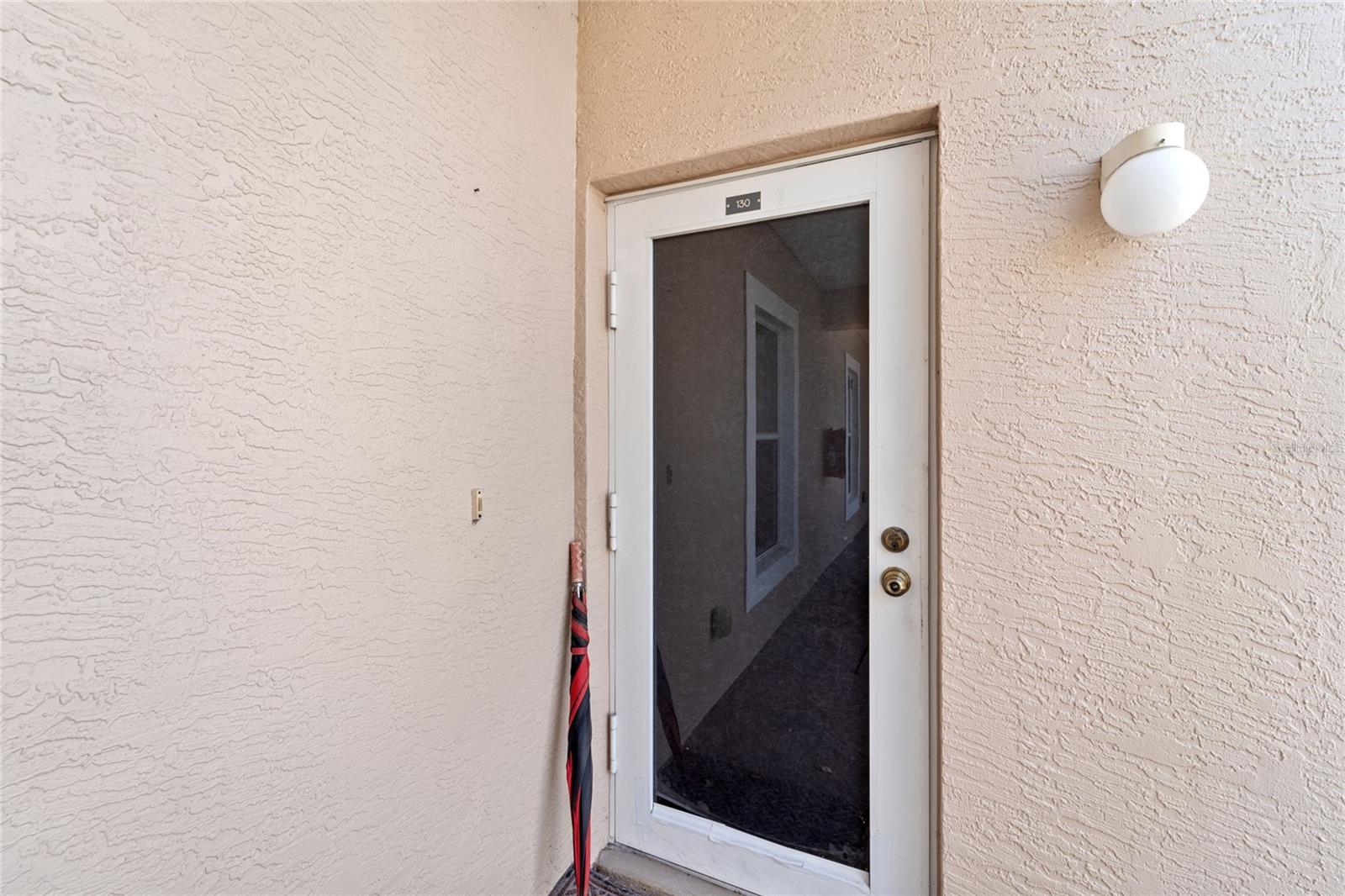 Image 2 of 38 For 9850 Fiddlers Green Circle 130