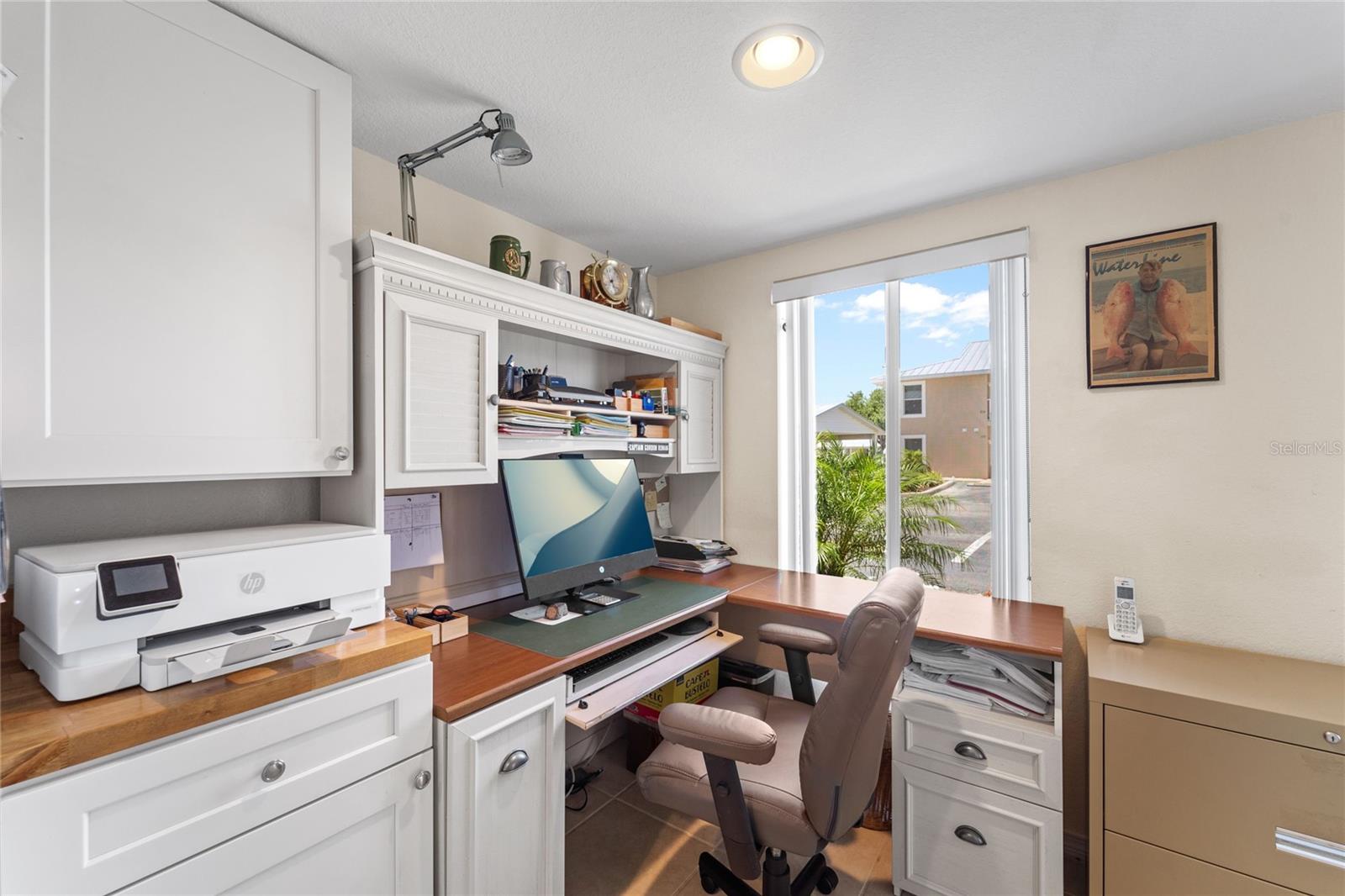 Image 30 of 38 For 9850 Fiddlers Green Circle 130