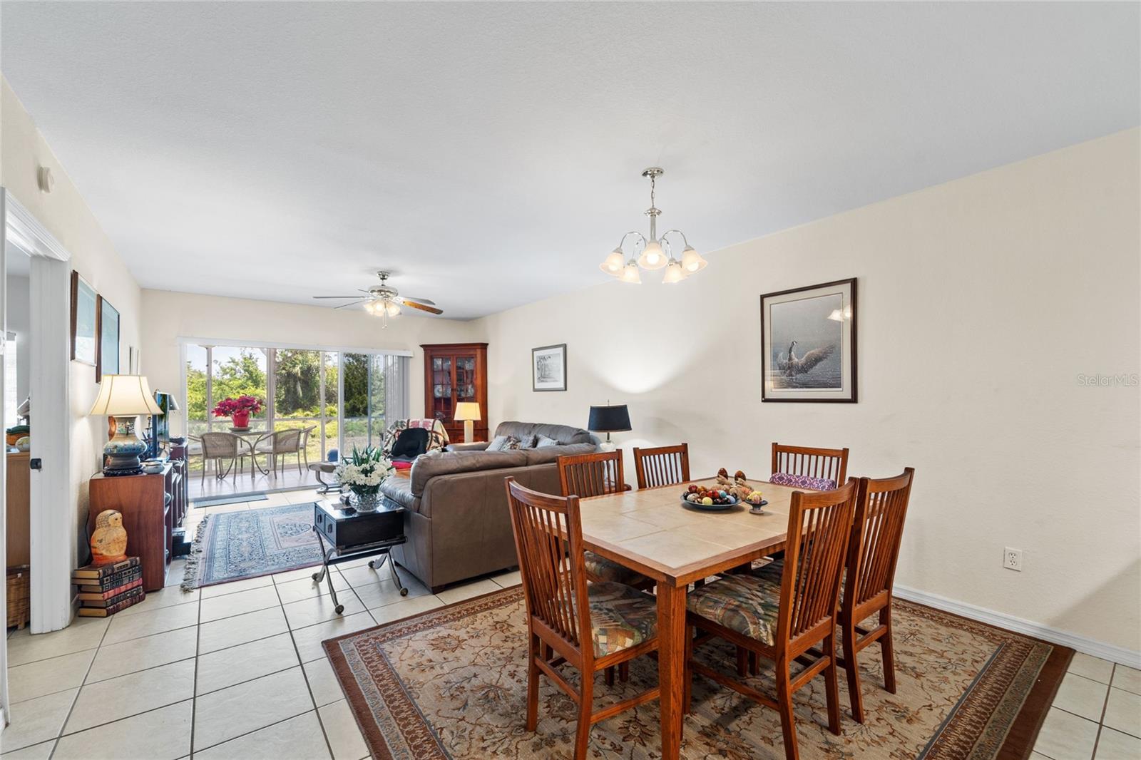 Image 9 of 38 For 9850 Fiddlers Green Circle 130