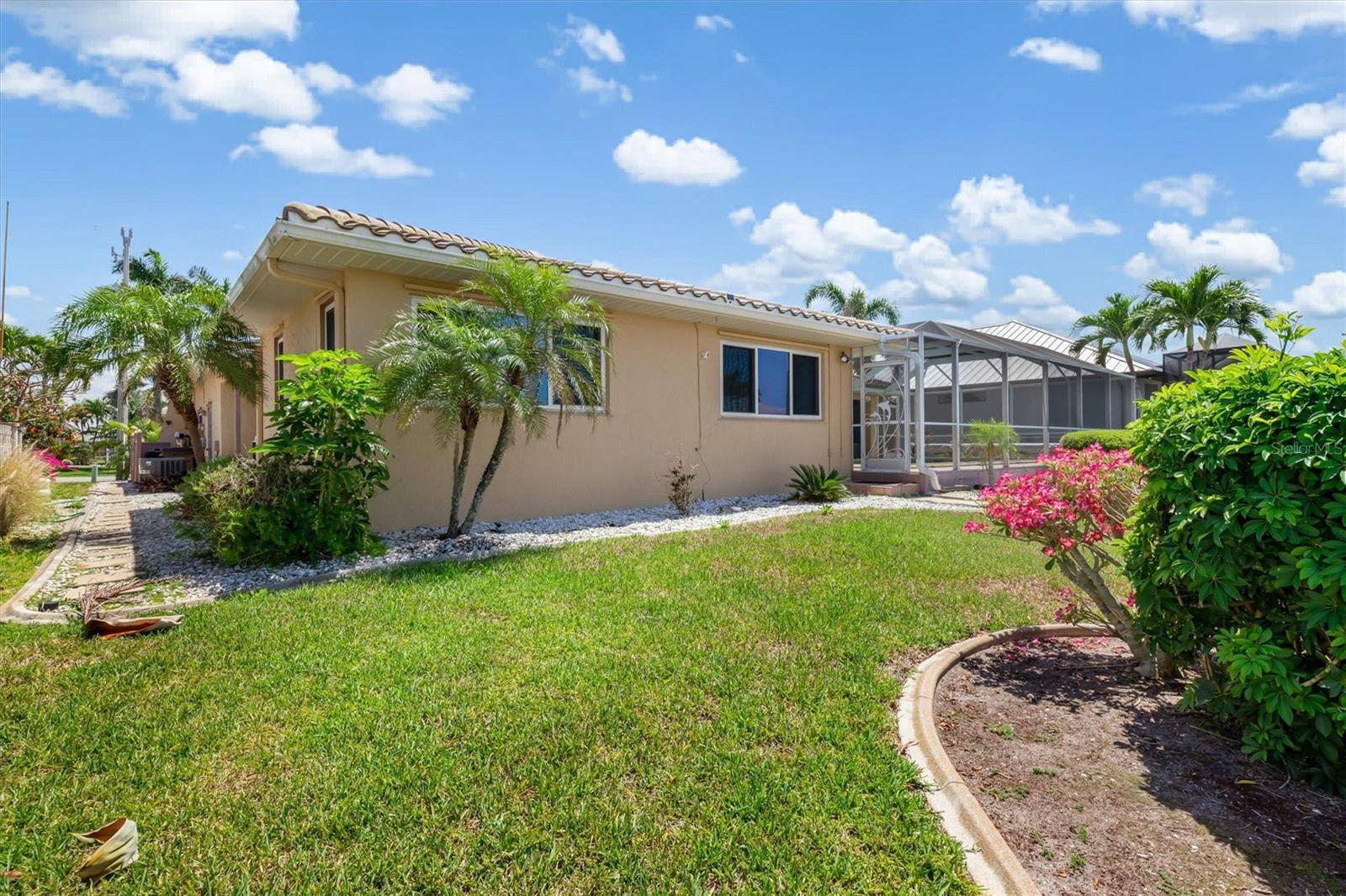 Image 40 of 57 For 931 Cimarron Drive