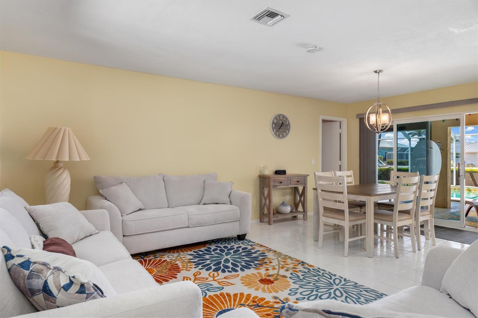 Image 7 of 57 For 931 Cimarron Drive