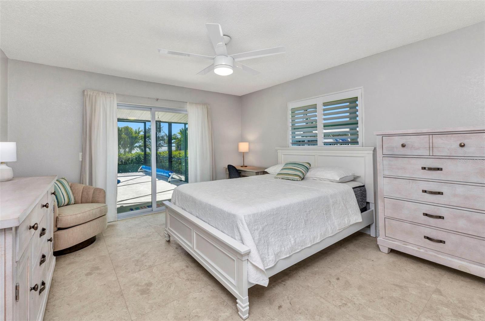 Image 22 of 70 For 3016 Curry Terrace