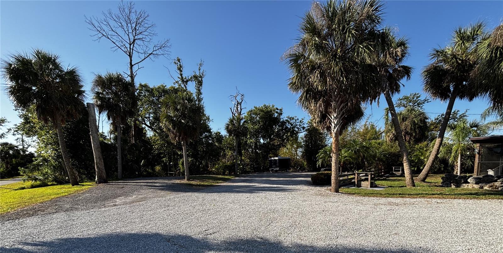 Image 12 of 22 For 4262 Southland Avenue